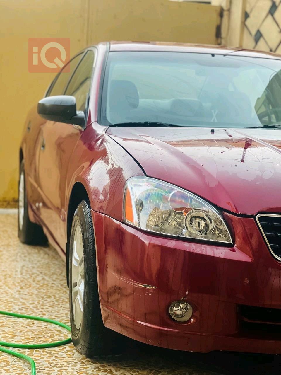 نيسان ألتيما